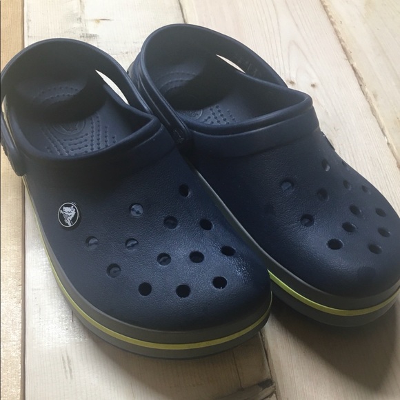 CROCS Shoes - 💙 The Perfect Unisex Navy blue Crocs M5/W7💙